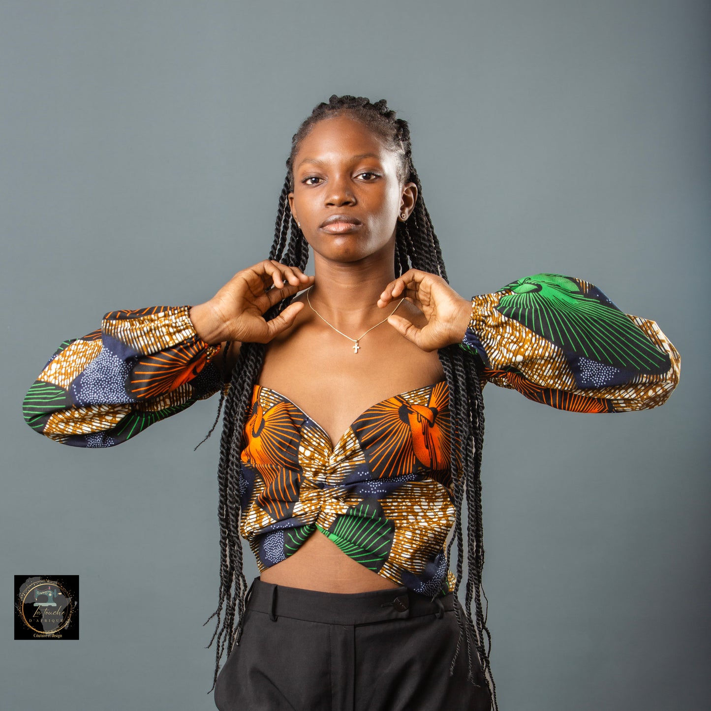 Crop Top en Pagne – L’Élégance Africaine Réinventée